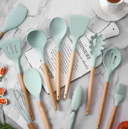 Set de 12 Utensilios de Cocina de Silicona - Antiadherentes y Resistentes al Calor
